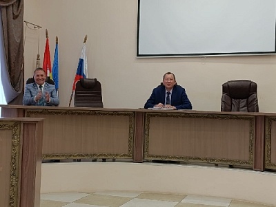 Привести в порядок освещение улиц