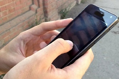 У жителя Нагайбакского района украли сотовый телефон