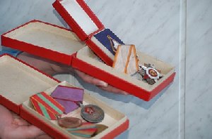 Медали ждут