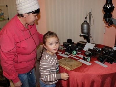 Посмотреть фотокамеры советских времён и окунуться в виртуальную реальность 