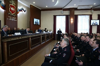 Алексей Текслер констатировал, что Южный Урал входит в число регионов с высоким количеством зарегистрированных преступлений