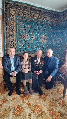 За вклад в Победу