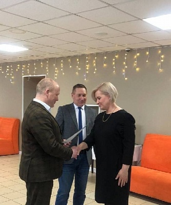 Поблагодарили членов УИК