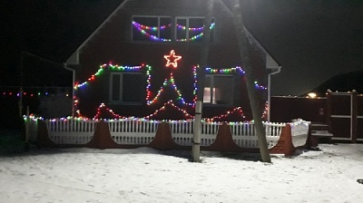 Жители Нагайбакского района превращают дома в сказку