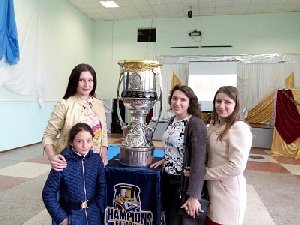 Прикоснулись к "трофею" магнитогорских хоккеистов