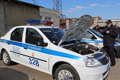 На каких машинах ездят полицейские Нагайбакского района?