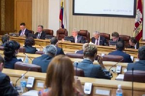 Областная казна формируется