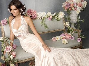 Похвались свадебным платьем!