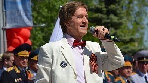 Знаменитому земляку фершампенуазцев - 74 года