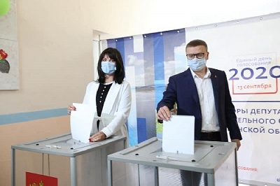 Губернатор Челябинской области принял участие в выборах 