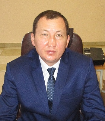 Кто стал первым замом?