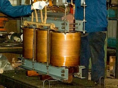 В Париже теперь освещение будет более надёжным