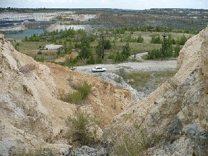 В п. Южный женщину завалило горной породой