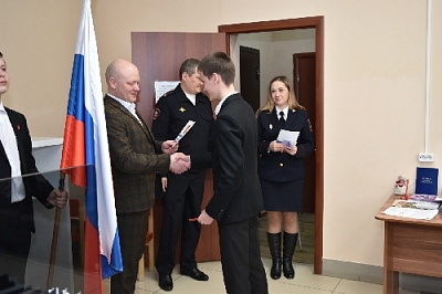 Стали гражданами России