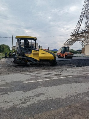Село Париж благоустраивается