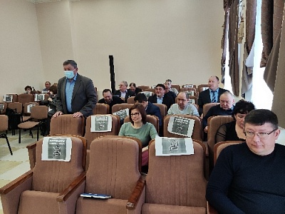 Кто будет ремонтировать контейнеры?