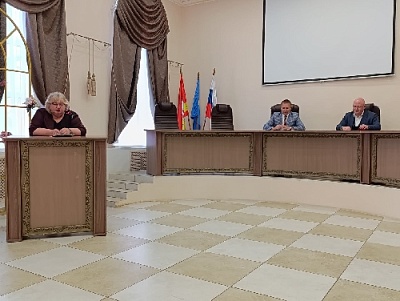 Обсудили пенсию для муниципальных служащих