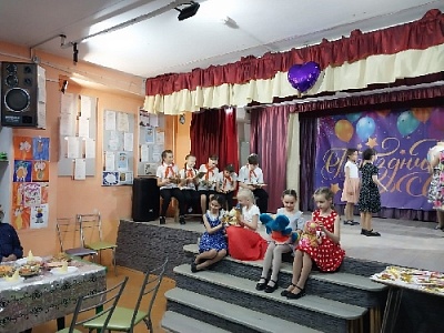 В Южном чествовали детей войны