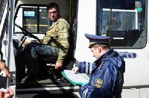 Полицейские Нагайбакского района проверят автобусы