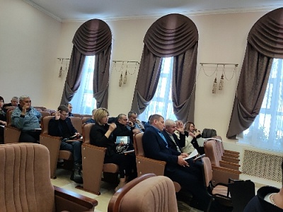 У районных депутатов возникли споры вокруг содержания дорог