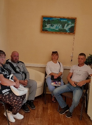 Чтобы дети адаптировались в приёмных семьях