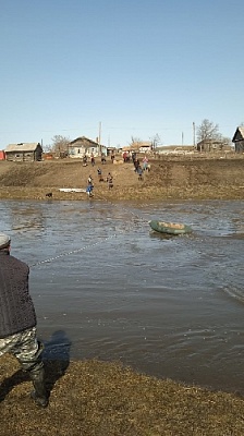 Копаловцам доставили продукты 