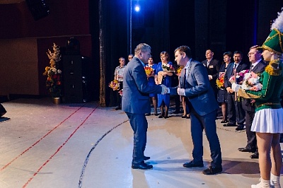 В агрохолдинге СИТНО чествовали птичниц и хлебопёков