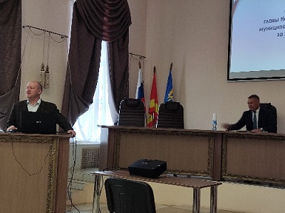 Глава района Егор Тимофеев отчитался перед депутатами