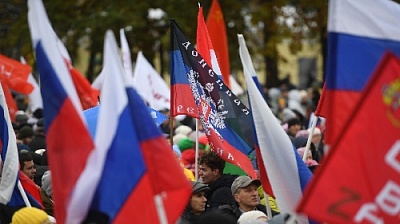 Пусть День воссоединения будет временем для сближения и объединения семей, друзей и земляков