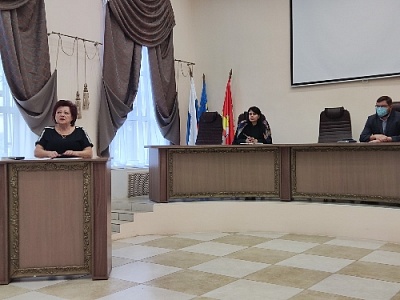 В школах и клубах проводится профилактическая работа