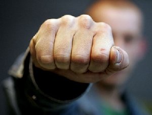 Директор клуба побил подростков