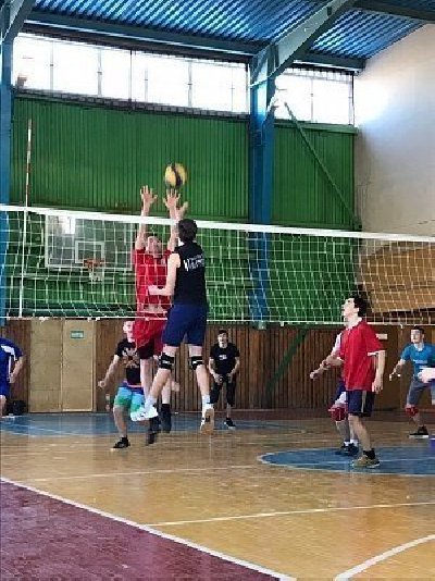 Фершампенуазские волейболисты - в лидерах