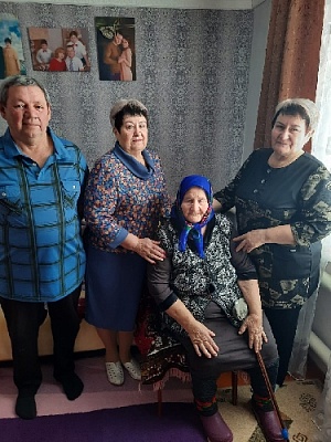 Поздравили с юбилейной датой