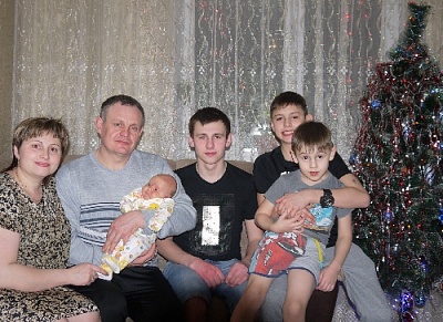 Семья из Нагайбакского района стала победителем в областном конкурсе