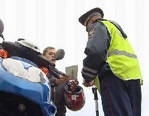 Полицейские Нагайбакского района проверили мотоциклистов