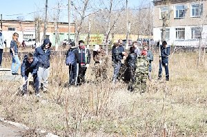 Жители Фершампенуаза прибрались у обелиска