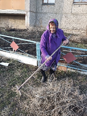 Пенсионерка подала пример