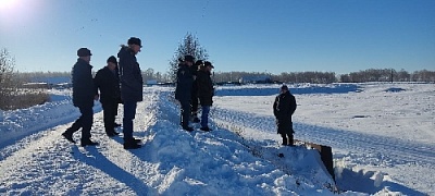 Проблемы по половодью решали на плотине