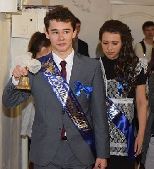 Прозвенели Последние звонки в школах Нагайбакского района