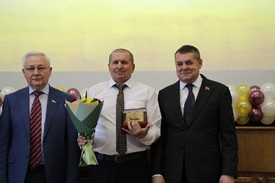 Премия Заксобрания – коммунальщикам