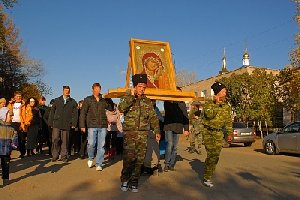 Поклониться иконе Табынской Божьей матери