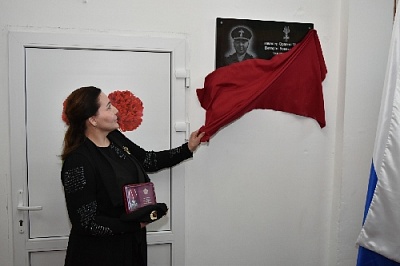 Герои не погибают, они - в нашей памяти и сердцах!