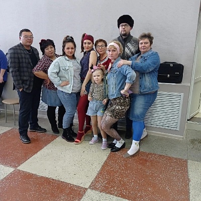 Дефилировали в стиле 90-х