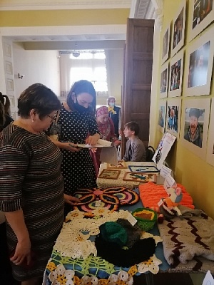 Смотри на меня как на равного