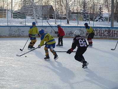 В Нагайбакском районе проходят хоккейные баталии
