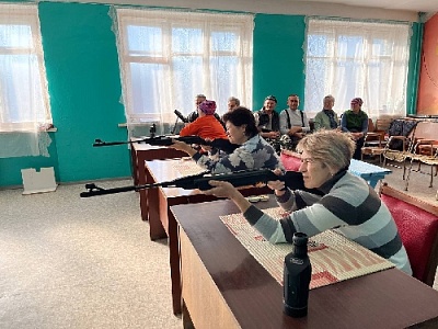 Районные соревнования по стрельбе среди ветеранов прошли 18 октября в селе Париж