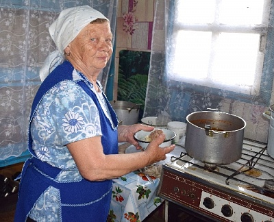 Повар - главный на посевной!