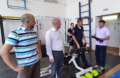 Социальные объекты Остроленского сельского поселения объехал глава Нагайбакского района