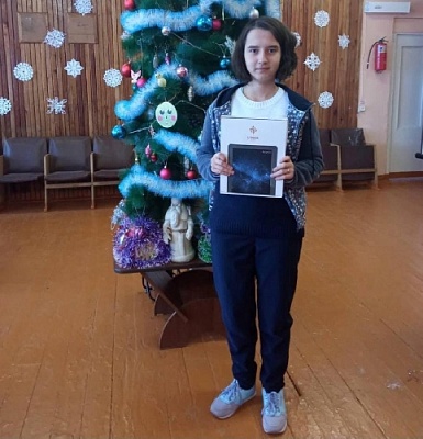 Министр промышленности Челябинской области исполнил новогоднюю мечту школьницы из Нагайбакского района