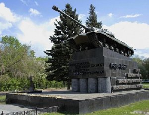 Во славу героев Танкограда